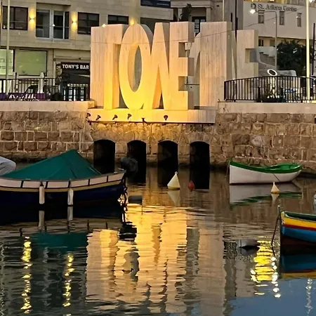 Paceville-appartment Near Movida Apartamento *