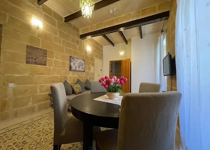 Daire Paceville-appartment Near Movida Saint Julian's